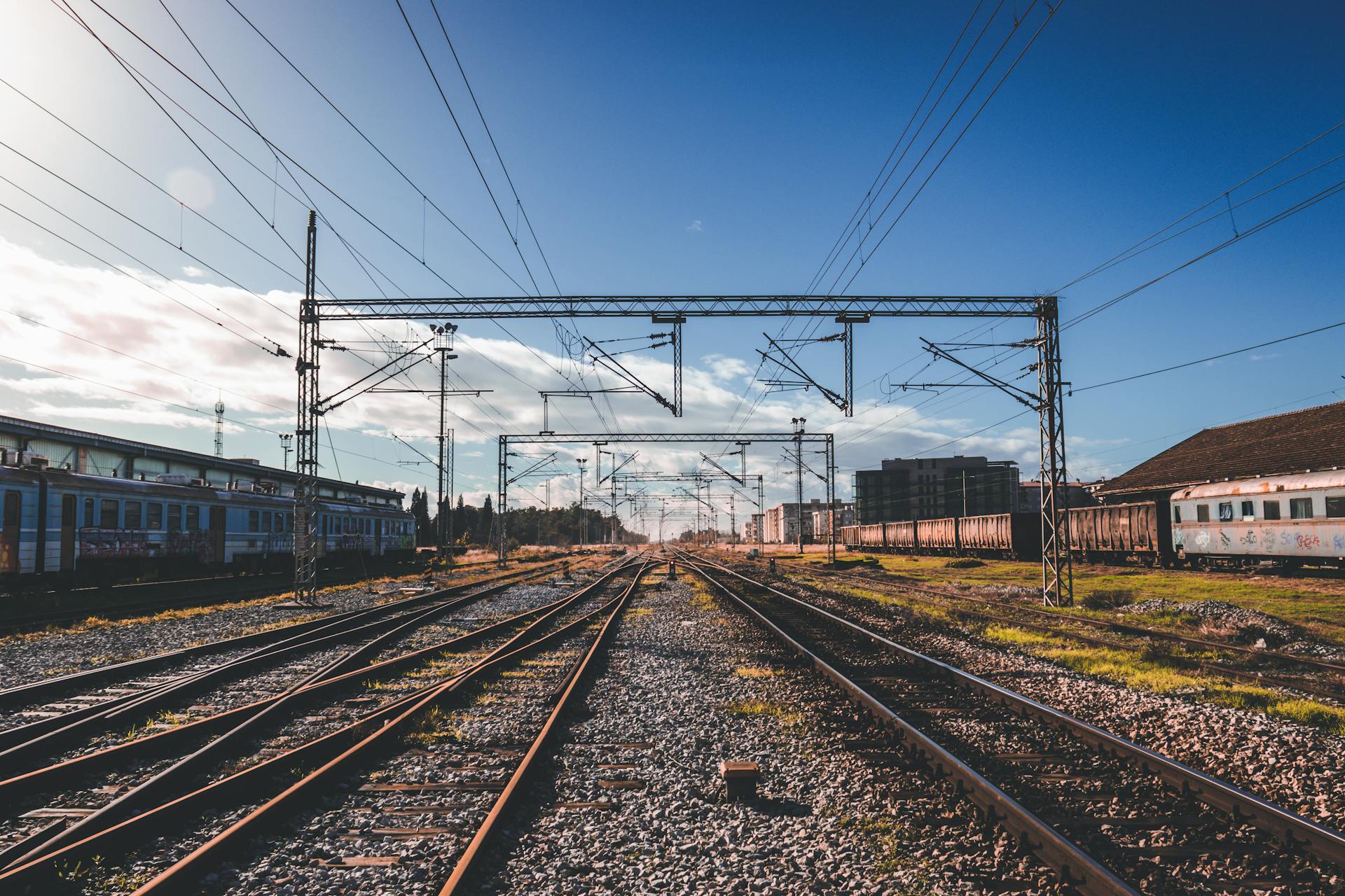 train tracks
